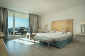 Отель Suites Puerto Sherry  Эль-Пуэрто-Де-Санта-Мария